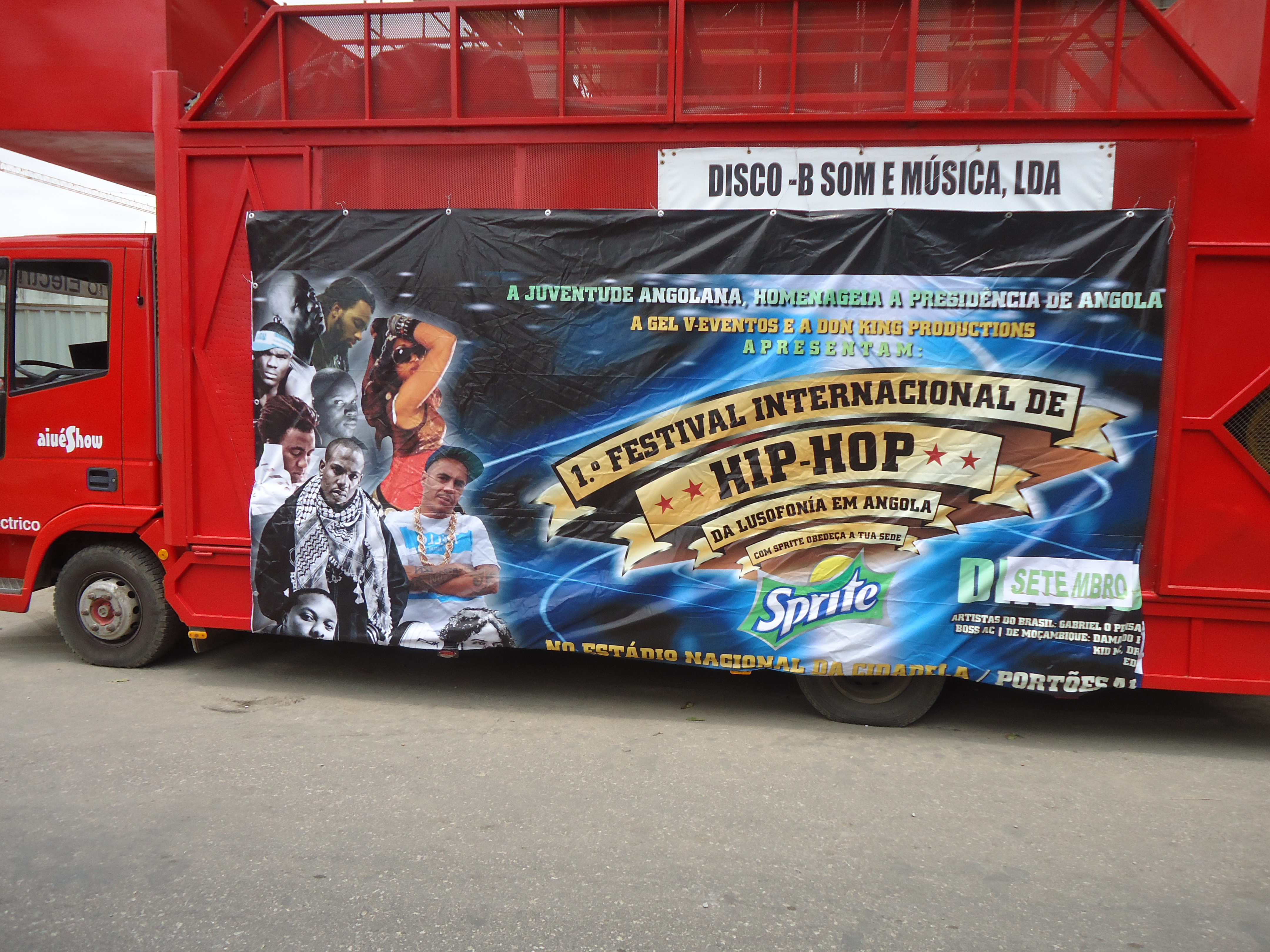Trio eletrico dbsm publicidade